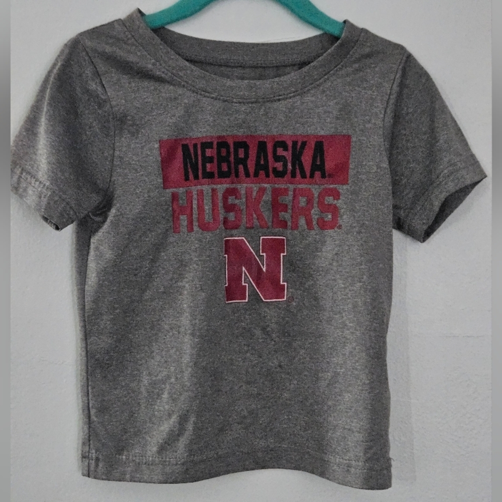 Team Athletics Nebraska Huskers Kids T-Shirt Gray Short Sleeve 3T NCAA Fan Gear